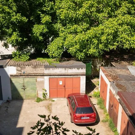 Central Apartment Boulevard Apartment *